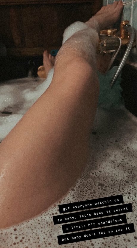 sarahsota free xxx actress pics