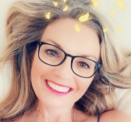 glamgran56 model best picture