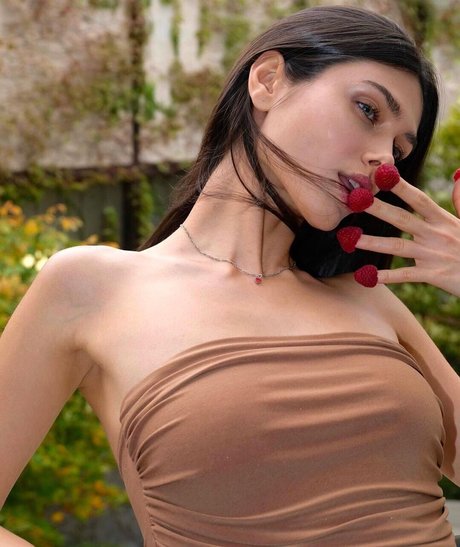 Victoria Bronova Profile pic