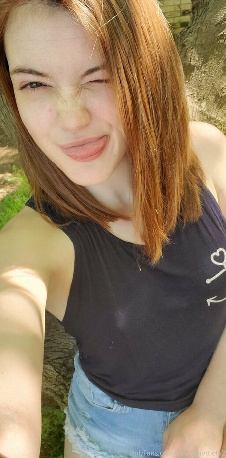 blazinghottietv2 naked actress images