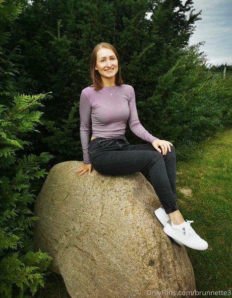 brunnette3 pornographic actress galleries