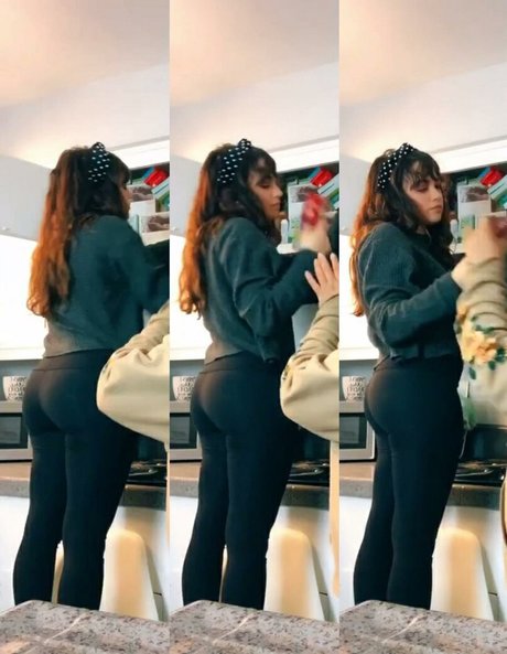 Mary Mouser pornstar erotic gallery