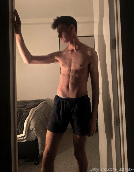 justmax_ actress galleries