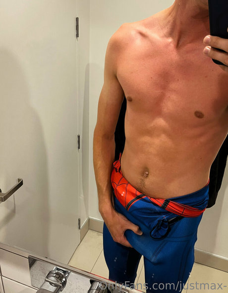 justmax_ star top gallery