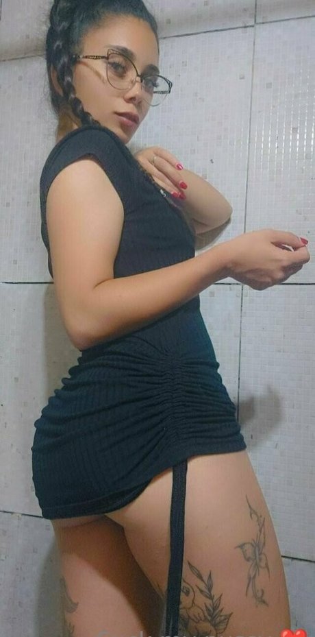 queenvcsext pretty star photos