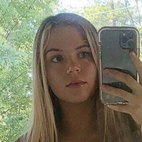 Makayla Faught star high quality pic