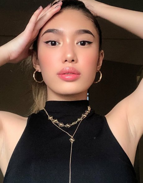 Pinay Gems star sexy gallery