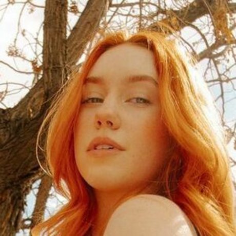 Ana Saia sexy pornstar archive