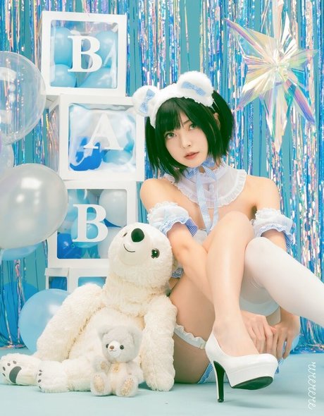 rirerere00 naked star photo