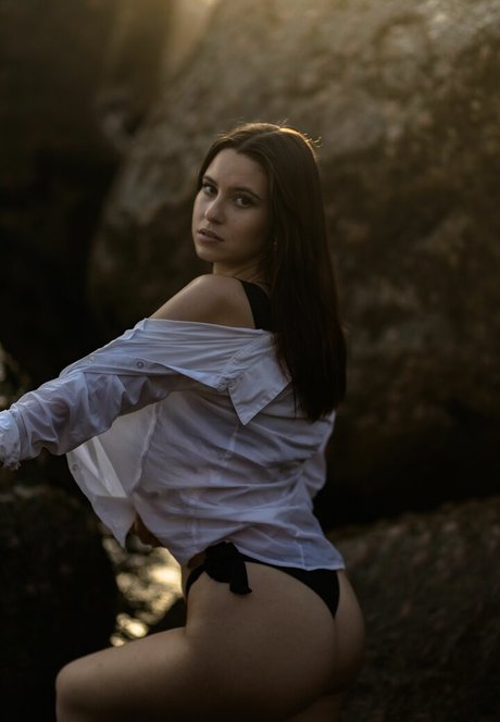 Beatriz Braz xxx actress pics