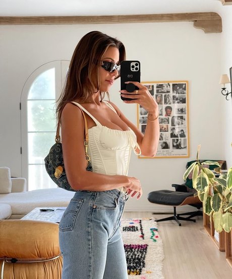 body onlyfans art naked gallery