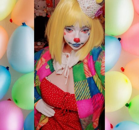 Bouncyclown model exclusive image