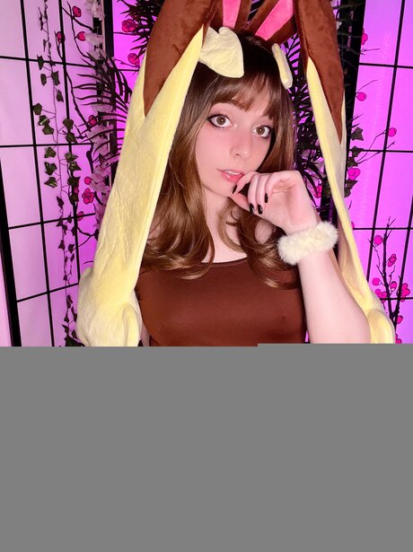 MayvisAlyce model top img