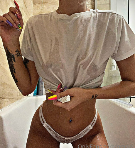 nmskkk5 nudes actress gallery