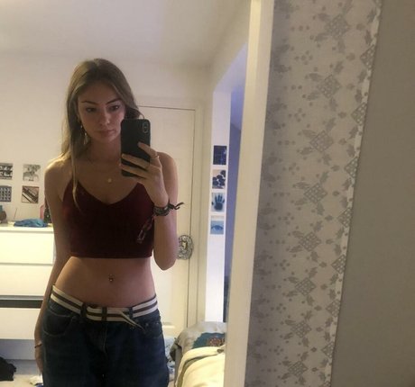 Depop Wins nudes star pic