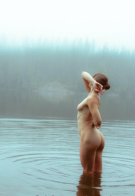 exploringeveisme nude actress gallery