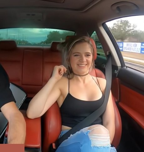 Collete Davis model nude picture