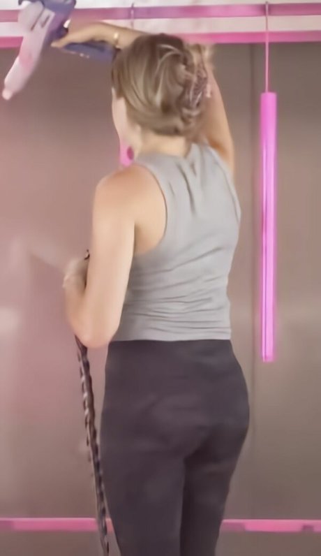 Collete Davis star beautiful picture