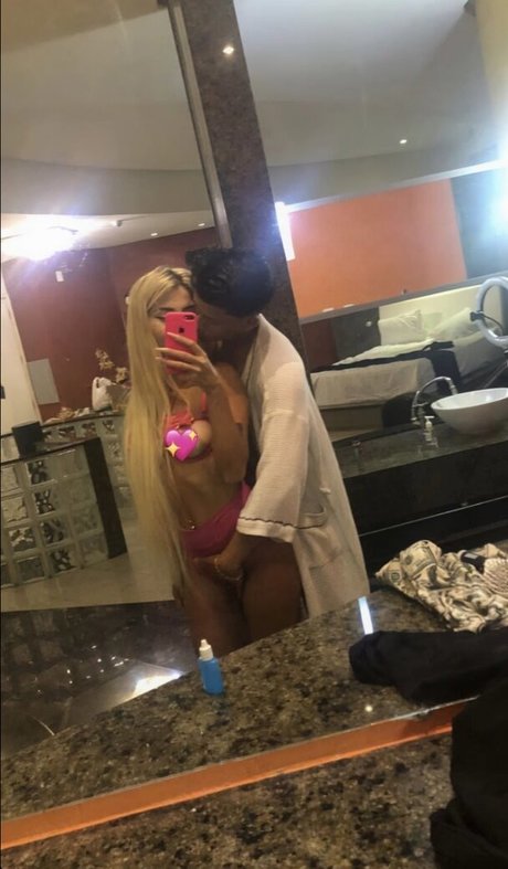 MC Thammy star nudes picture