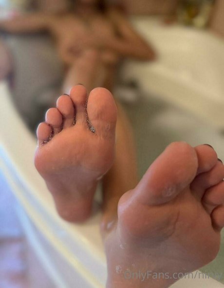 Nirvy pornographic model picture