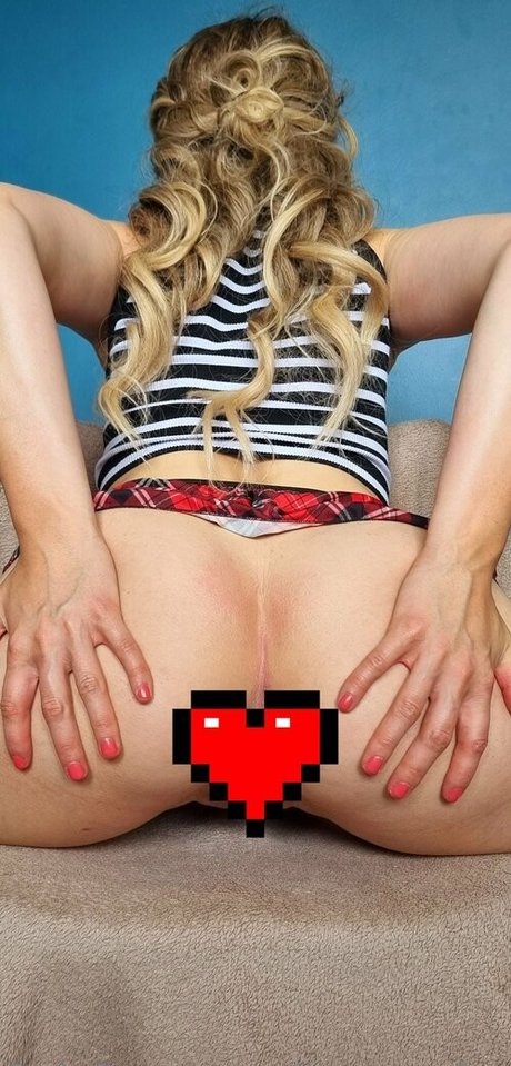 liketeenfree sexy model picture