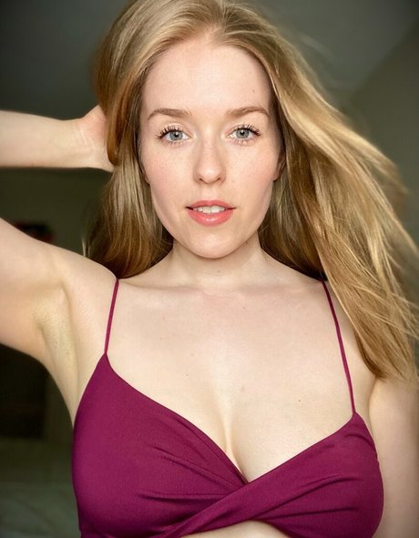 DatOtterGirl star xxx pic