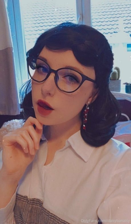 busty brunette onlyfans art nude gallery