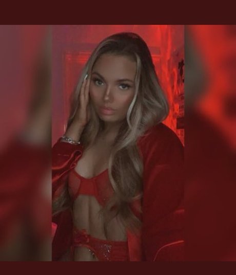 Rosie Applegate free pornstar archive