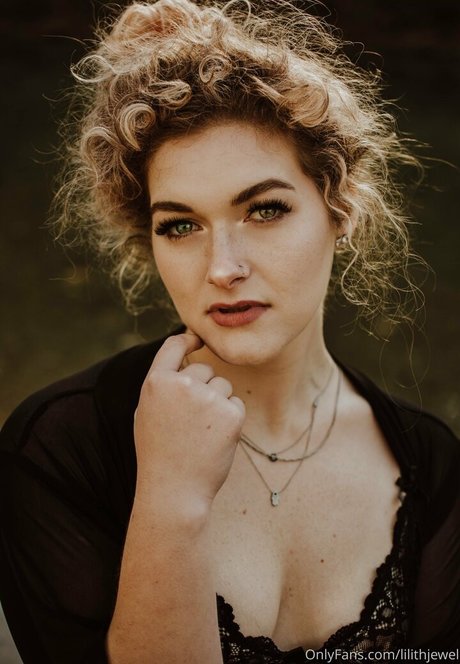 lilithjewel model hot galleries