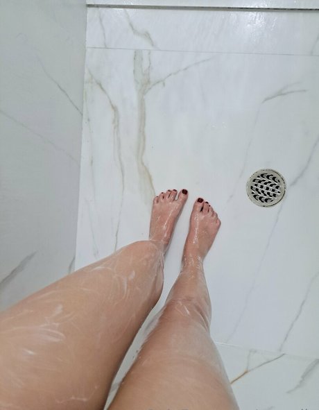 verseily pornographic model img