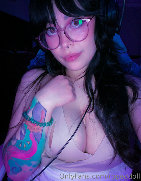 ropeddoll star pornographic gallery