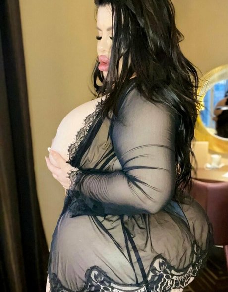 Natasha Crown naked pornstar galleries