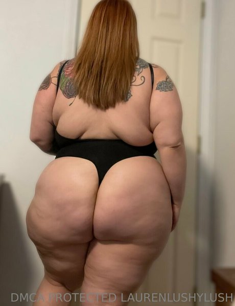 laurenlushylush model naked img