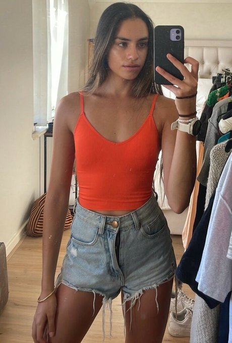 Imogen Russell art pornstar pictures