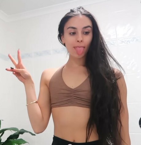 Imogen Russell beautiful pornstar photos