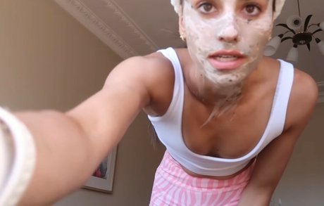 Imogen Russell model pretty galleries