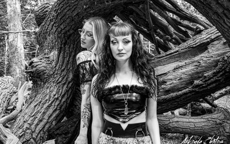 laceandleashes pornstar pretty photos