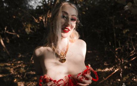 laceandleashes hot actress archive