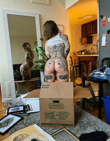 Awlivv star best photo