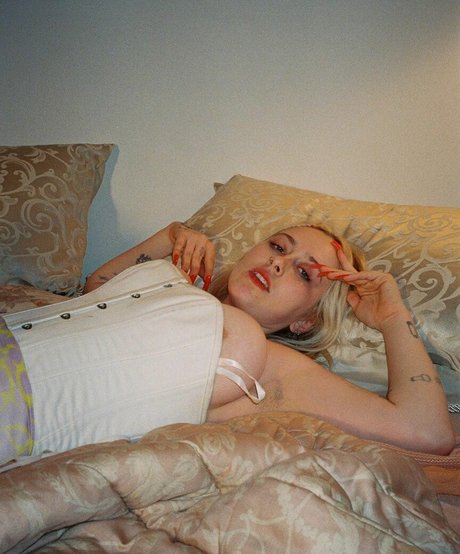 Harmony Tividad model xxx img