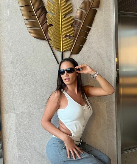 India Martinez sexy pornstar img