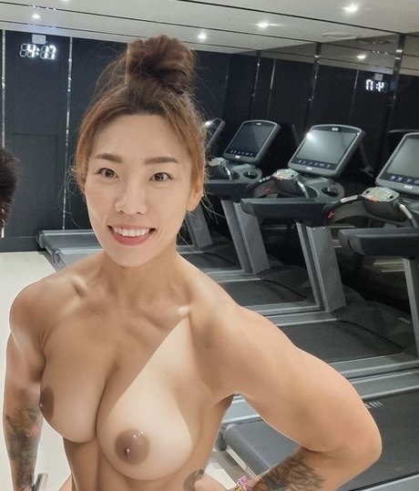 Gwan Si Mul Ai Porn pornstar img