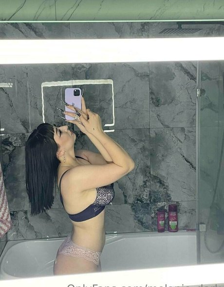 melanie dark nudes pornstar pictures