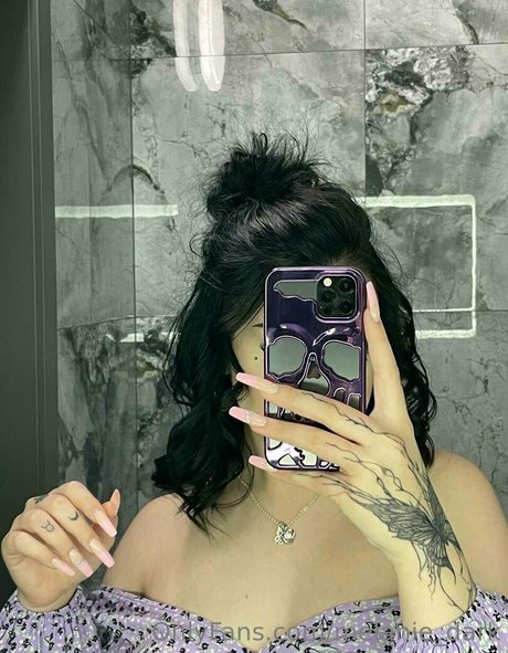 melanie dark pornstar top img