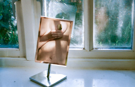 Tan Smith free star pics