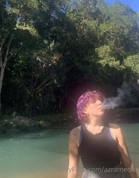 azramedea nude model image