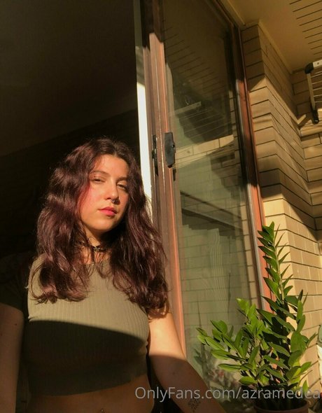 azramedea exclusive star pic