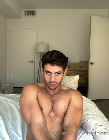 ratedrross pretty pornstar pic