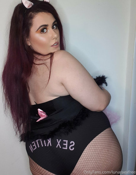 lunaraexfree xxx actress galleries