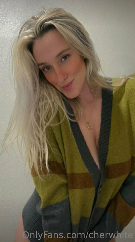 cherwhite pornographic model photos